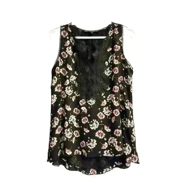 White House Black Market Floral Ruffle Hip Whimsigoth Blouse sz Small - Picture 2 of 8